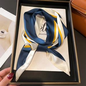 Écharpe Étroite à Rayures Géométriques pour Femmes Élégant Ruban en Satin Long Twilly pour Décoration Cou Cheveux Sac