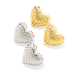 Retro gold and silver textured alloy heart earrings featuring vintage striped metal patterns