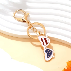 Creative American flag heart sunglasses keychain made of gold-plated alloy