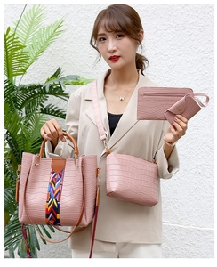 Pink crocodile pattern 4-piece handbag set including tote and crossbody bag