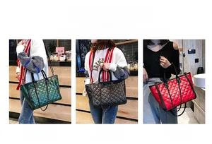 Trois façons de porter le sac cabas matelassé avec bandoulière en chaîne