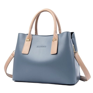 Elegante borsa a mano blu e beige capiente con tracolla regolabile per donna