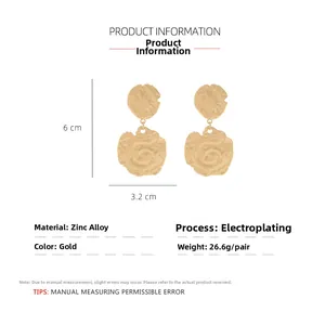Spécifications de taille pour boucles d'oreilles pendantes baroques dorées martelées