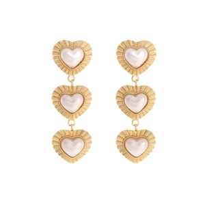 Vintage gold layered heart drop earrings with baroque pearl texture and ornate metal design