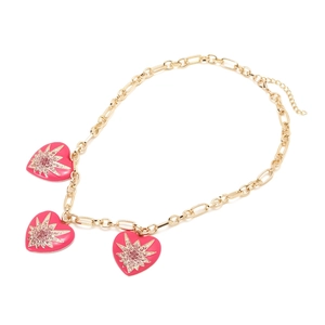 Vintage-Goldkette mit drei rosa Emaille-Herzanhängern und funkelnden Sternschliff-Kristallen