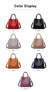 Selezione di borse a tracolla minimal in sette colori con trama in pelle martellata e cinturini