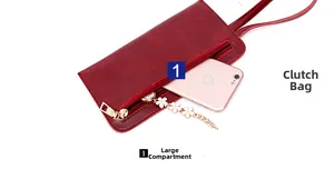Vue macro d'une pochette en cuir PU bordeaux avec fermeture éclair en métal et grand espace