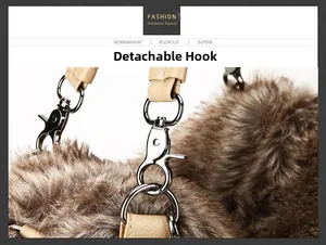 Détail d'un sac à main en fourrure marron avec des crochets métalliques amovibles