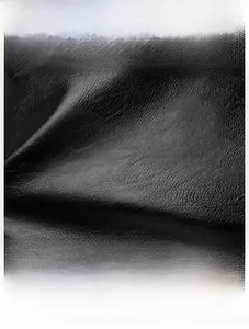Détail de la texture en cuir noir de haute qualité avec grain naturel et coutures