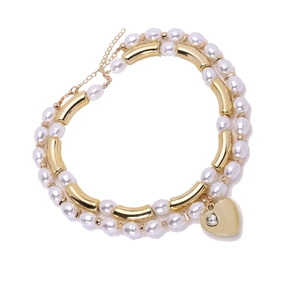 Double-layered pearl necklace with golden heart pendant and sparkling crystal accent