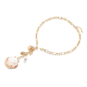 Collier doré avec pendentifs en coquillage naturel, conque et perle style océan