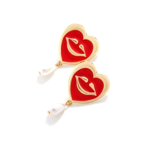 Retro red enamel heart earrings with gold lips and baroque pearl drop charms
