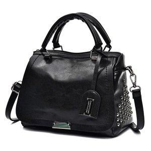 Sac à main vintage en cuir PU noir avec rivets, poignées doubles et bandoulière amovible