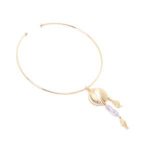 Golden collar necklace with scallop shell pendant, baroque pearl and fish charm detail