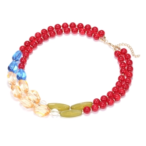 Collier ras du cou multicouche perlé coloré avec gemmes acryliques pour l'été