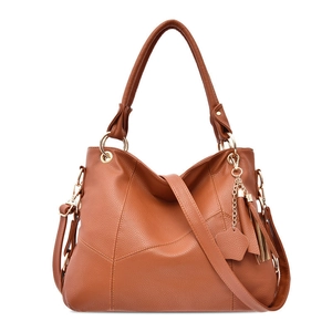 Borsa a mano grande marrone caramello con nappe e tracolla staccabile in finta pelle