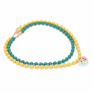 Handgefertigte bunte Candy-Perlenkette mit Herzanhänger und goldenem Karabinerverschluss