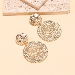 Retro golden spiral relief earrings with hammered texture and geometric round pendants