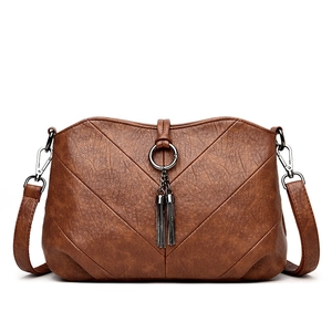 Sac À Bandoulière Pour Femme Cuir PU Texture Litchi Matelassé En V Chevron Gland Anneau Métallique Vintage Décontracté
