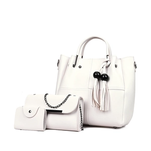 Weißes minimalistisches 3-teiliges Handtaschen-Set mit Tote, Kettentasche und Quaste