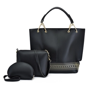 Set di 3 borse nere con borchie dorate composto da borsa a mano, tracolla e borsellino