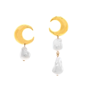 Asymmetrical gold moon earrings with baroque pearls on a minimalist white background