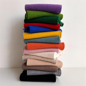Écharpes en tricot empilées en 16 couleurs unies assorties pour hommes et femmes