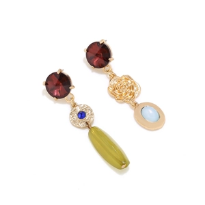 Exaggerated vintage earrings with flower motifs and colorful geometric resin pendants