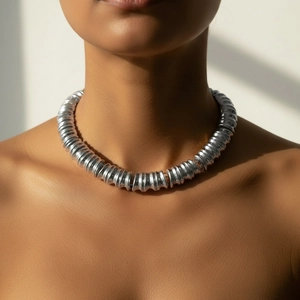 Vintage style chunky silver choker necklace with pleated geometric metal texture