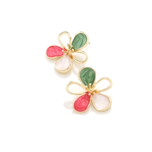 Close-up of hollowed-out five-petal enamel flowers with gradient colors and gold plating