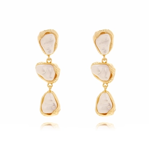 Vintage baroque multi-layer pearl drop earrings with hammered gold frames for women