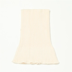 Close-up of cream white knit neck warmer featuring vertical ribbing and flared hem design