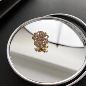 Rotating Flower Clover Brooch Pin Gold Plated Copper Inlaid Zircon Fashion Jewelry Accessories For Women Suit Collar Pin