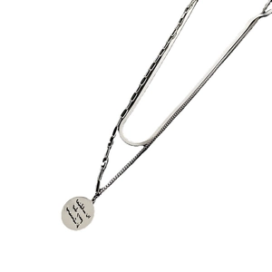 Minimalist double layer silver necklace with snake chain and engraved round pendant