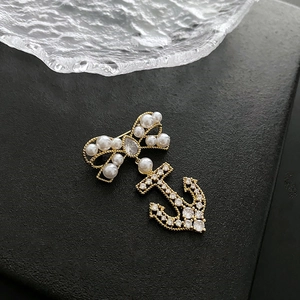 Elegant Bowknot Anchor Brooch For Women High Grade Copper Artificial Pearl Zirconia Lapel Pin For Suit Banquet Wedding Jewelry Accessory