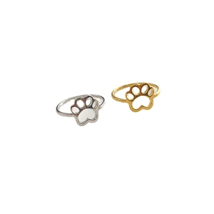 Minimalist cat paw open rings in gold and silver finish made of durable titanium steel