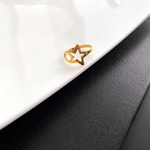 Polished gold hollow star ring in minimalist geometric stainless steel for women