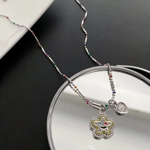 Collier Pendentif Fleur Visage Souriant Étoile Chaîne En Cuivre Ton Argent Avec Perles Colorées Et Charme Coeur Strass Femme