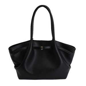 Grand sac cabas noir en cuir litchi avec design plissé et boucle métallique dorée