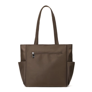 Minimalistische donkere koffiebruine nylon draagtas met voorvak en lange hengsels