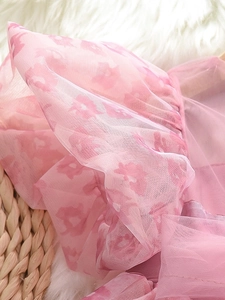 Robe de princesse rose à fleurs pour filles avec volants superposés et tulle vaporeux