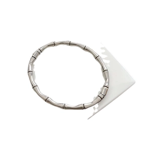 Bracelet jonc minimaliste en acier inoxydable poli argenté avec motif de bambou