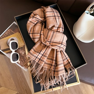 Écharpe Hiver Femme Imitation Cachemire Motif À Carreaux Doux Chaud Bord À Franges Décontracté Polyvalent Châle Style Britannique