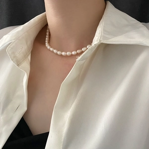 Baroque freshwater pearl necklace for women featuring natural white luster and elegant beads