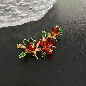 Broche Plante Persimmon Rétro Cuivre Émail Feuilles Vertes Fruit Résine Rouge Orange Bijoux Élégants Pour Femmes