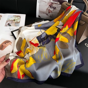 Elegant Floral Print Square Scarf Satin Like Satin Neck Kerchief For Women Fashion Office Wrap Accessory