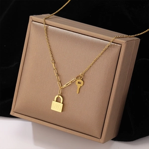 Edelstahl Halskette Und Armband Für Frauen Schloss Schlüssel Anhänger LOVE Graviert Gold Überzogen Schmuck Minimalistisch