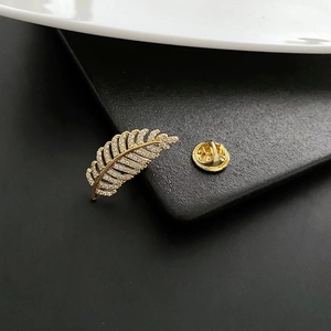 Feather Brooch Copper Micro Set Zircon Elegant Rhinestone Pin Jewelry For Suits Dresses Party Accessories For Women
