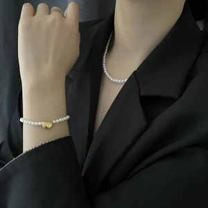 Elegant pearl bracelet and necklace set with gold hardware for women minimalist style