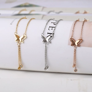 Titan Schmetterling Fußkettchen mit 18K Roségold-Beschichtung und Zirkon Quasten